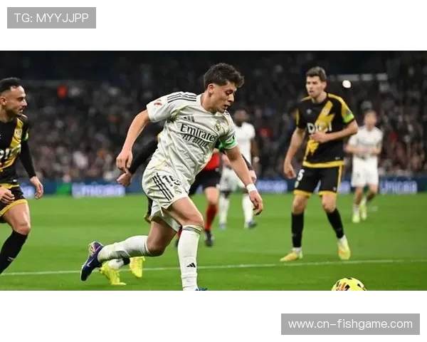 补时100分钟姆巴佩点射绝杀，皇马2-1九人巴列卡诺